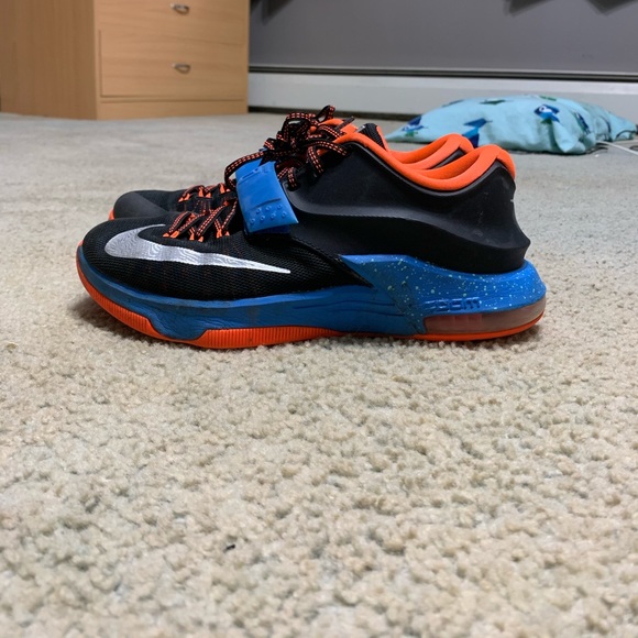 kd 7 away